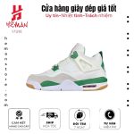 Nike Air Jordan 4 Retro ‘Pine Green’