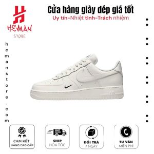 Nike Air Force 1 Triple White